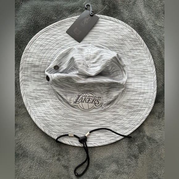 (NWT) LOS ANGELES LAKERS (SOFT) BUCKET HAT. Official NBA MERCHANDISE! (NWT) - Picture 1 of 15